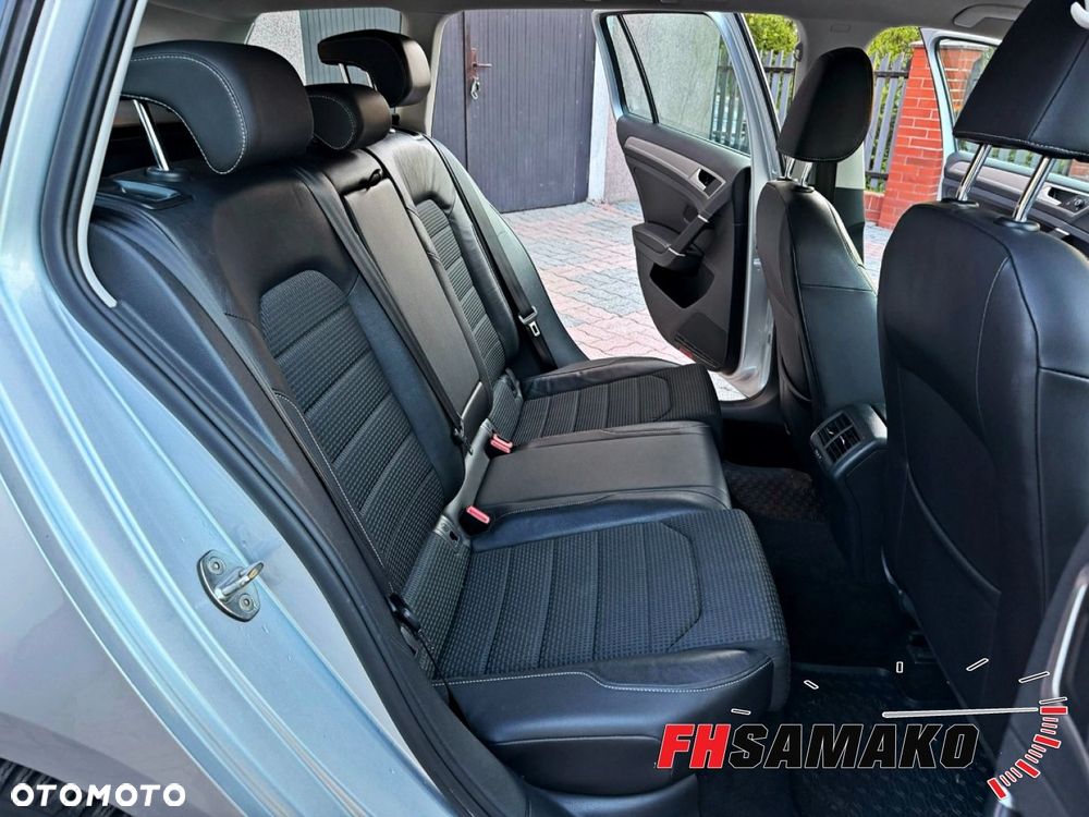 Volkswagen Golf 2.0 TDI (BlueMotion Technology) DSG Highline - 23