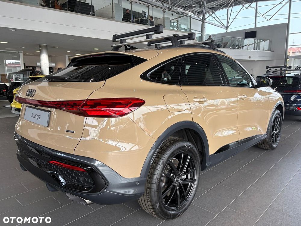 Audi Q5 Sportback - 5