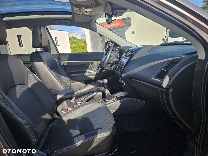Mitsubishi ASX 1.6 Intense Plus Navi Blue Edition - 24