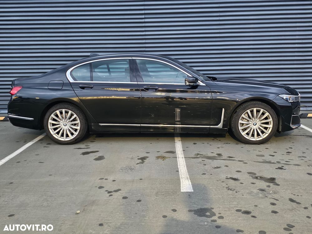 BMW Seria 7 740d xDrive MHEV - 4