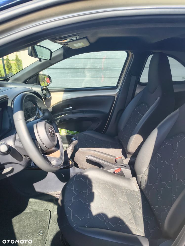 Toyota Aygo X 1.0 VVT-i Executive - 4