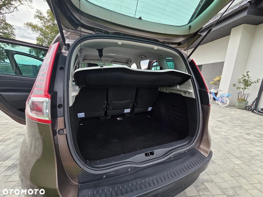 Renault Scenic dCi 130 FAP Dynamique - 17