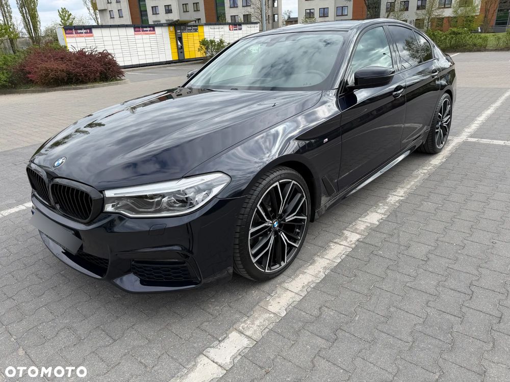 BMW Seria 5 520d xDrive M Sport sport - 9