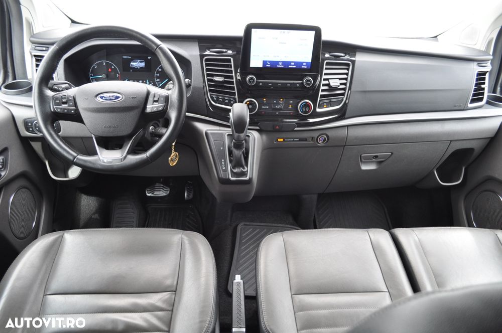 Ford Tourneo Custom Bus 320 2.0 EcoBlue 130 CP L2H1 Titanium Aut. - 5