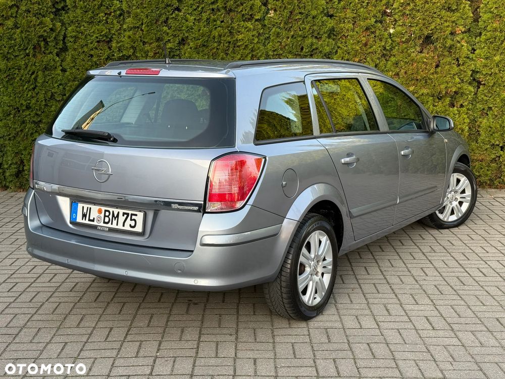 Opel Astra 1.6 Caravan Enjoy - 3