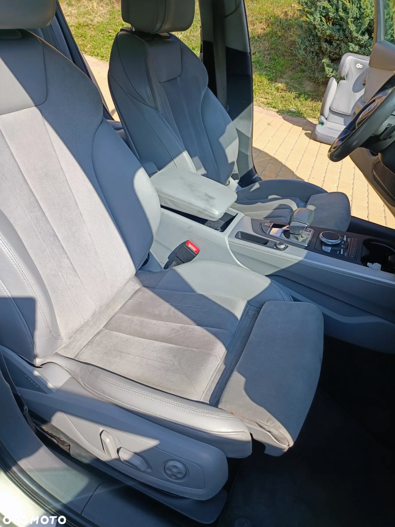 Audi A4 Avant 2.0 TDI Quattro S tronic - 25