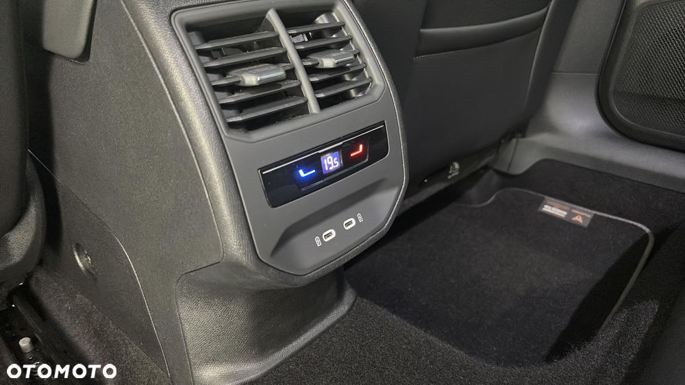 Cupra Leon 2.0 TSI DSG - 19