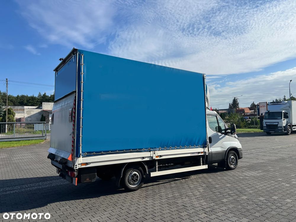 Iveco DAILY 35S18 HI-MATIC EURO 6 E PLANDEKA + WINDA 750 kg - 4