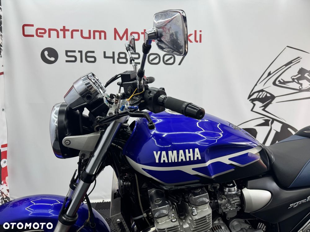 Yamaha XJR - 11