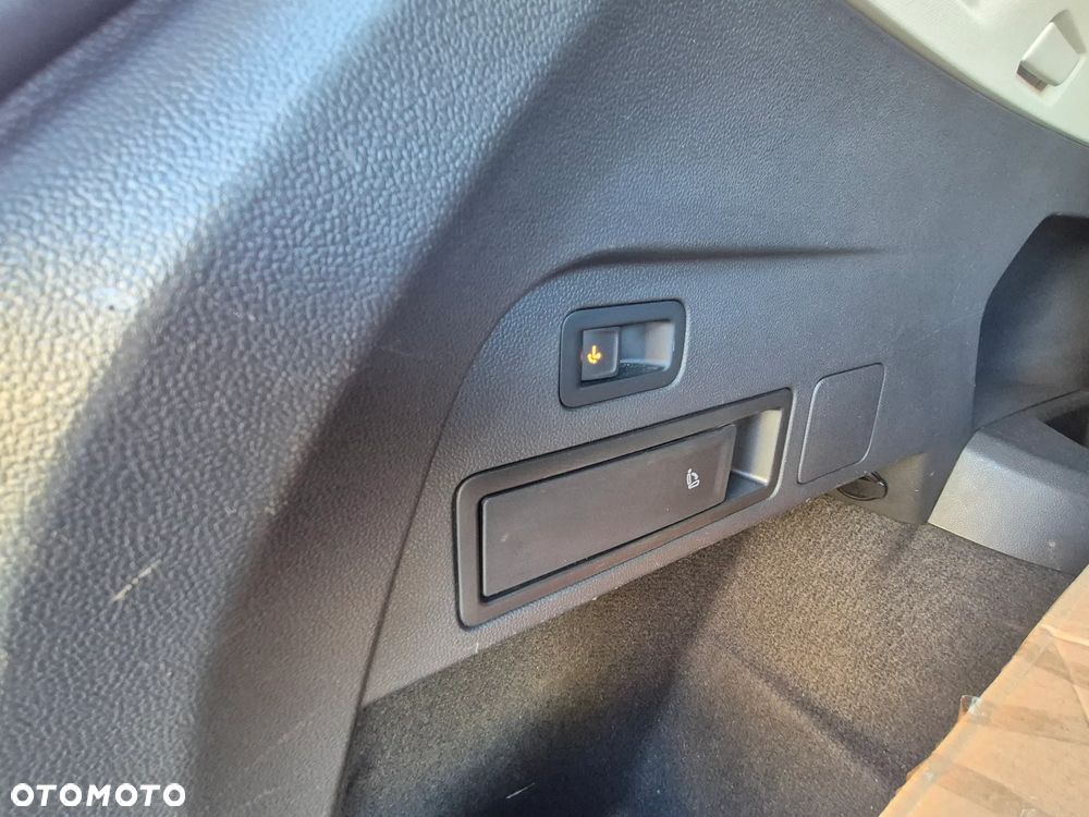 Volkswagen Tiguan 2.0 TDI SCR 4MOTION DSG Highline - 22