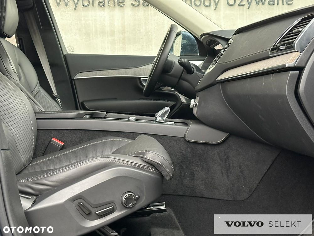 Volvo XC 90 - 40