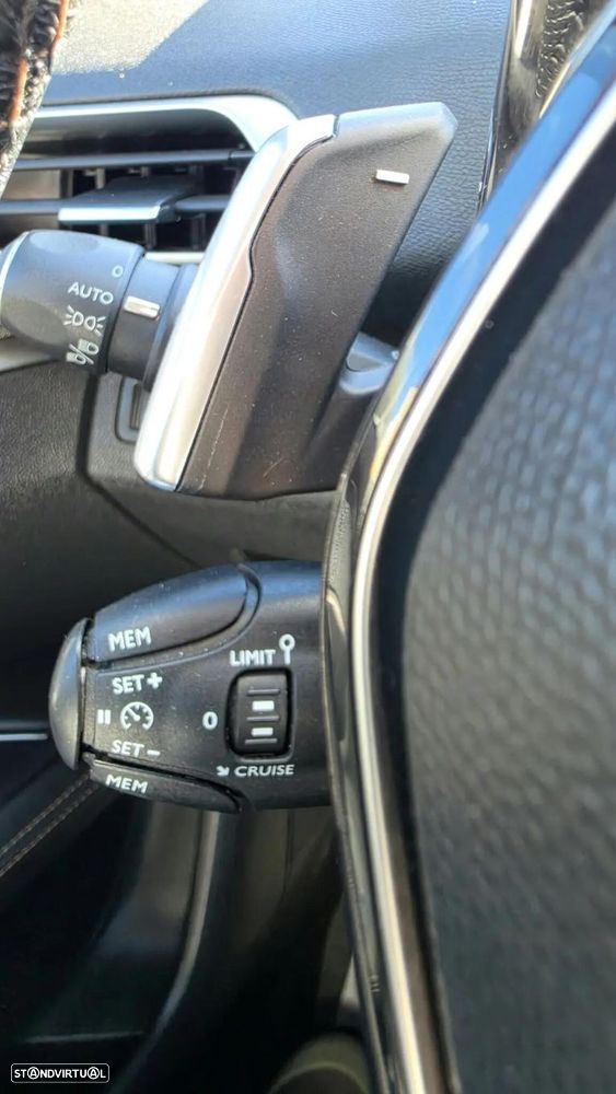 Peugeot 3008 1.6 BlueHDi GT Line EAT6 - 26