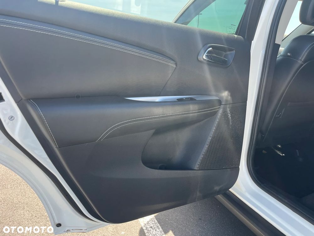 Fiat Freemont 2.0 Multijet 16V DPF Automatik Allrad Lounge - 23