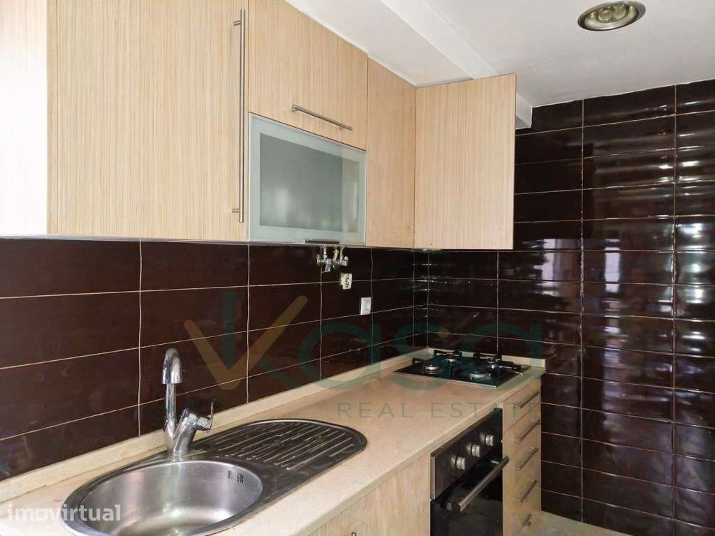 Moradia Térrea- Zona Histórica Barreiro - Grande imagem: 2/26
