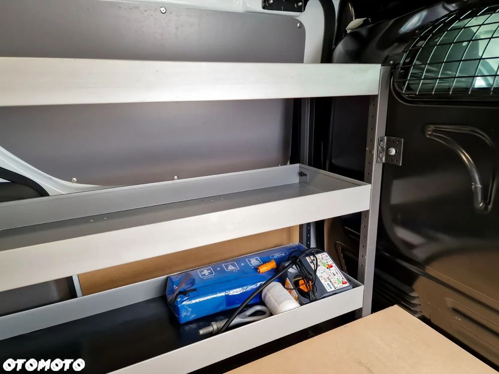 Ford TRANSIT CONNECT L2 - 15