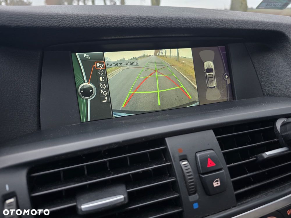 BMW X3 xDrive20d - 23