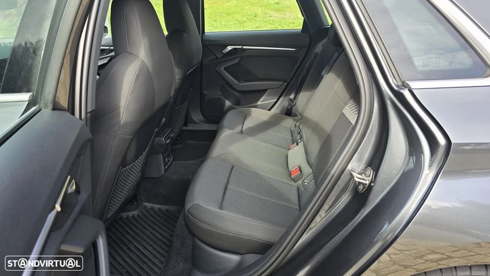 Audi A3 Sportback 2.0 TDI S-line S tronic - 8