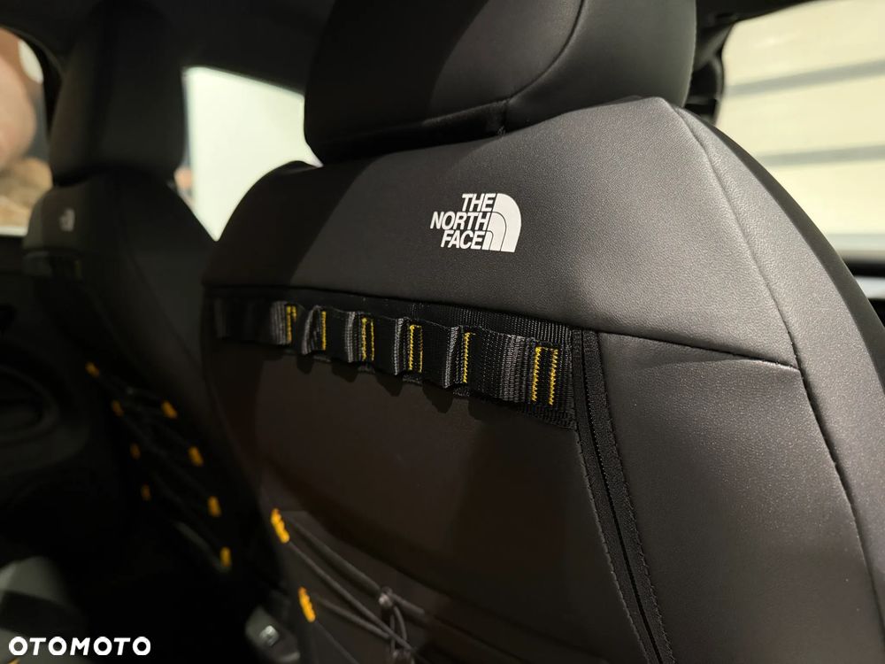 Jeep Avenger 1.2 T3 mHEV The North Face 4xe eDCT6 - 33