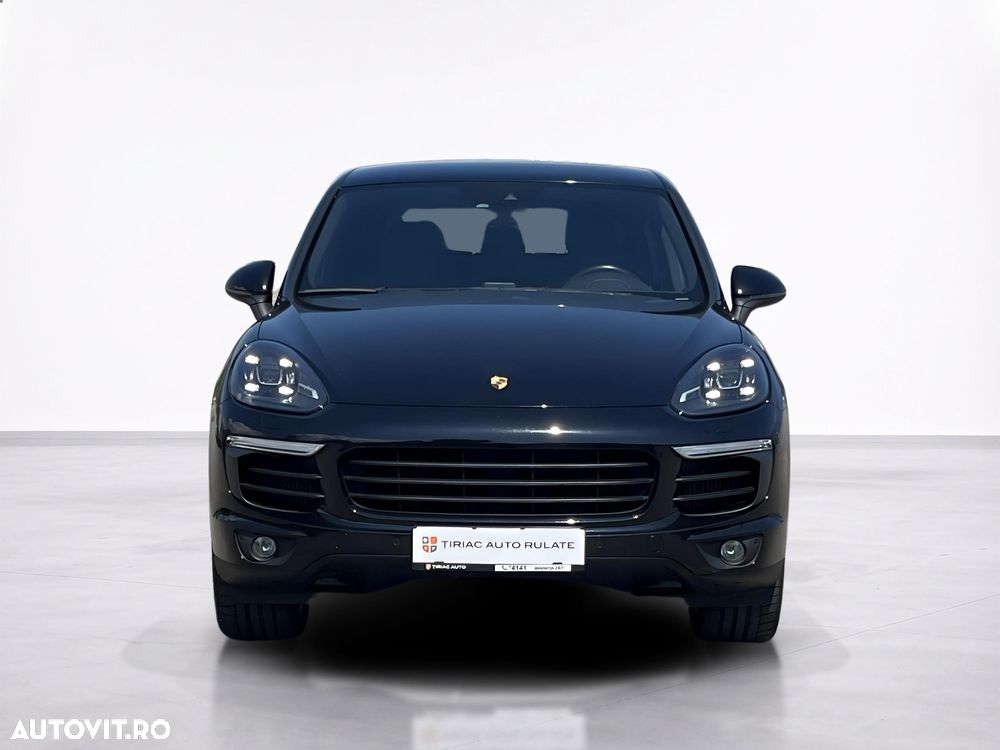 Porsche Cayenne - 9