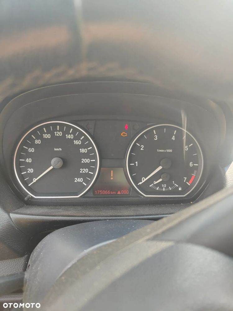 BMW Seria 1 118i - 11
