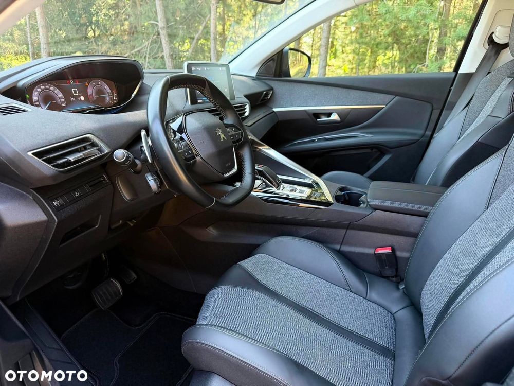 Peugeot 3008 1.5 BlueHDi Allure S&S EAT8 - 28