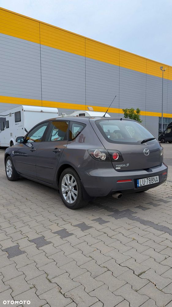 Mazda 3 - 7