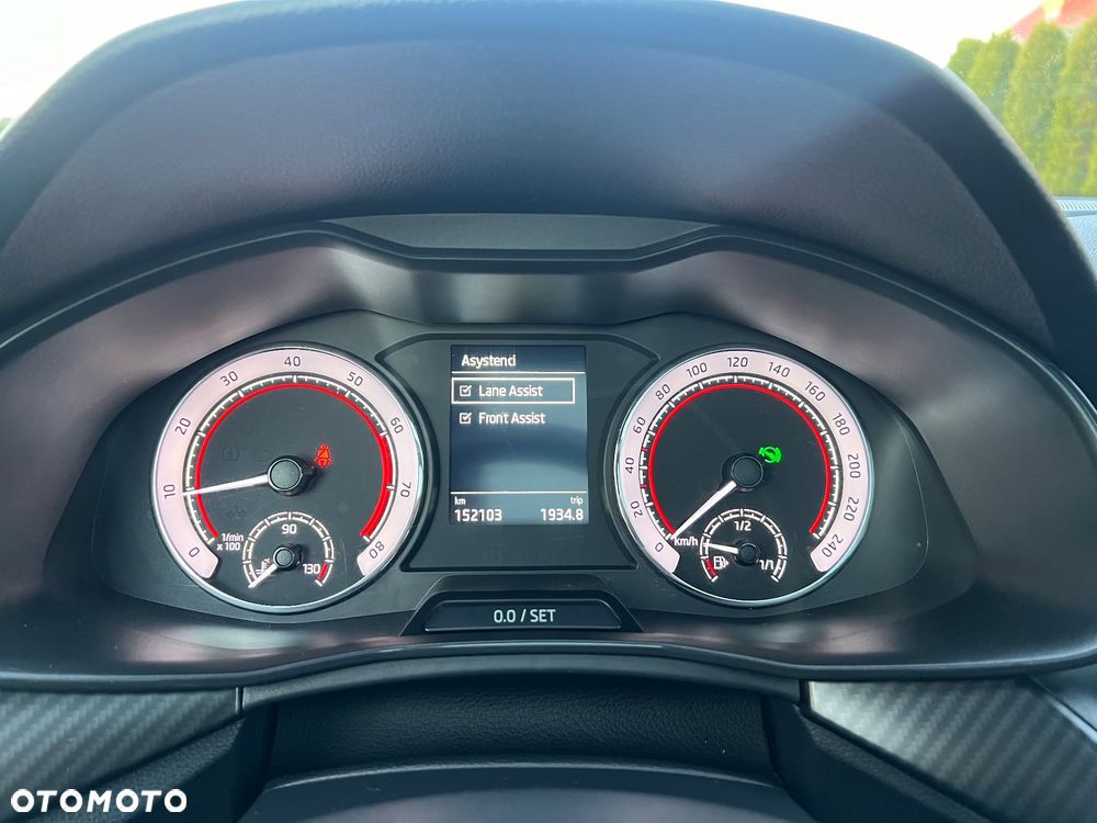 Skoda Kamiq 1.5 TSI Monte Carlo DSG - 36