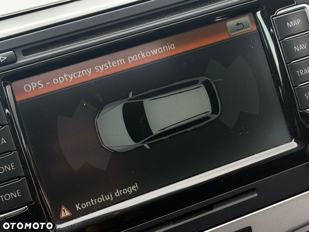 Volkswagen Passat - 21