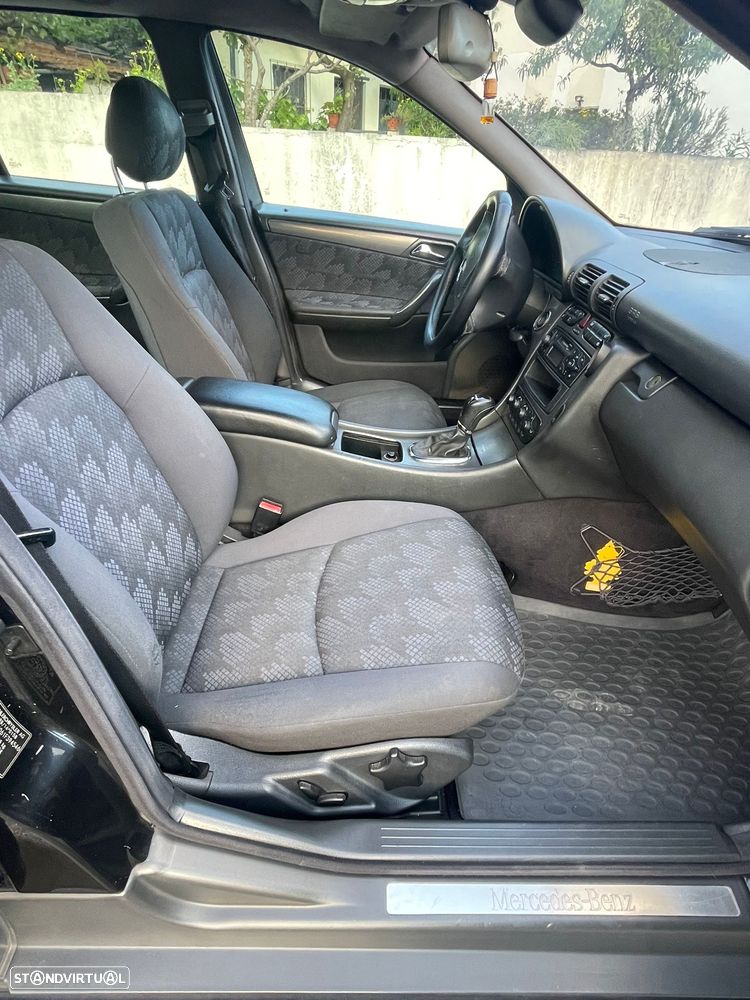 Mercedes-Benz C 220 - 6