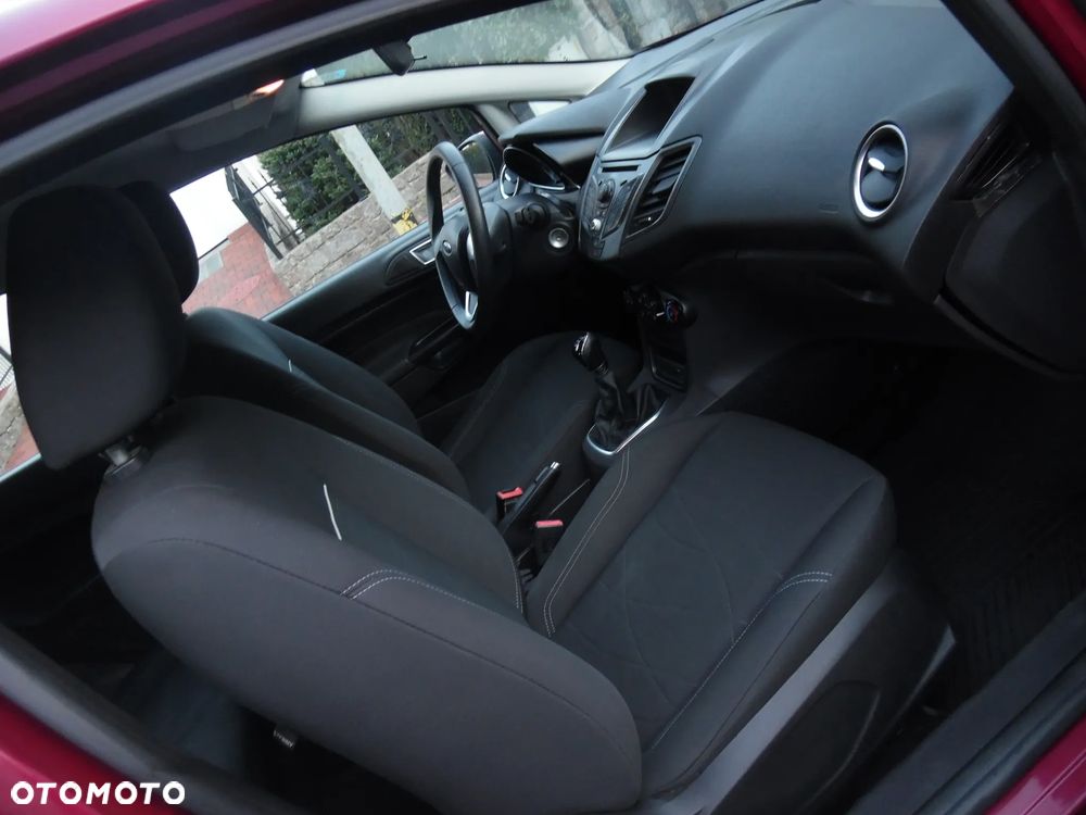 Ford Fiesta - 19