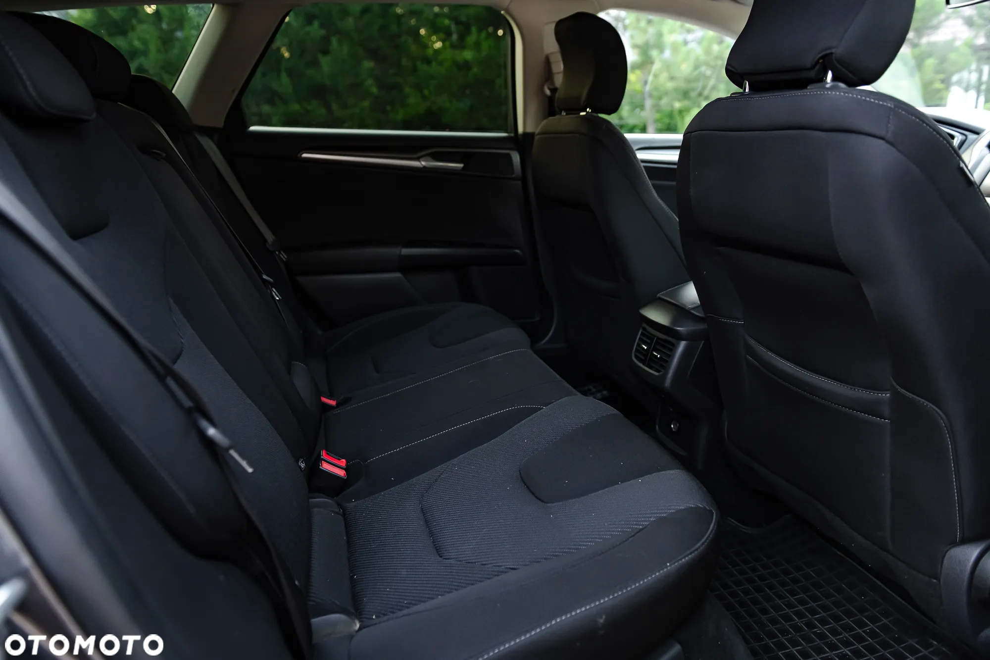 Ford Mondeo 2.0 TDCi Titanium PowerShift - 10