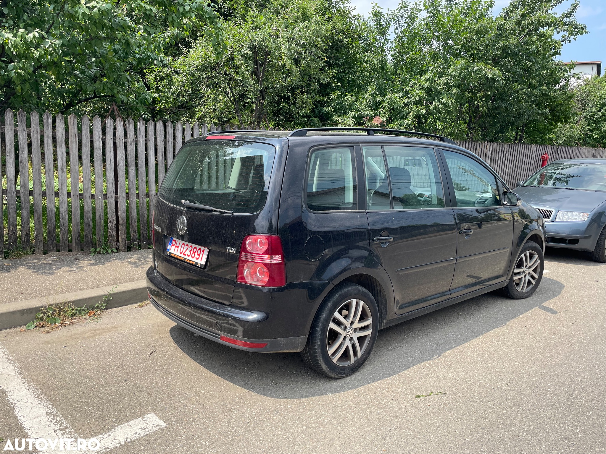 Volkswagen Touran 1.9 TDI - 4