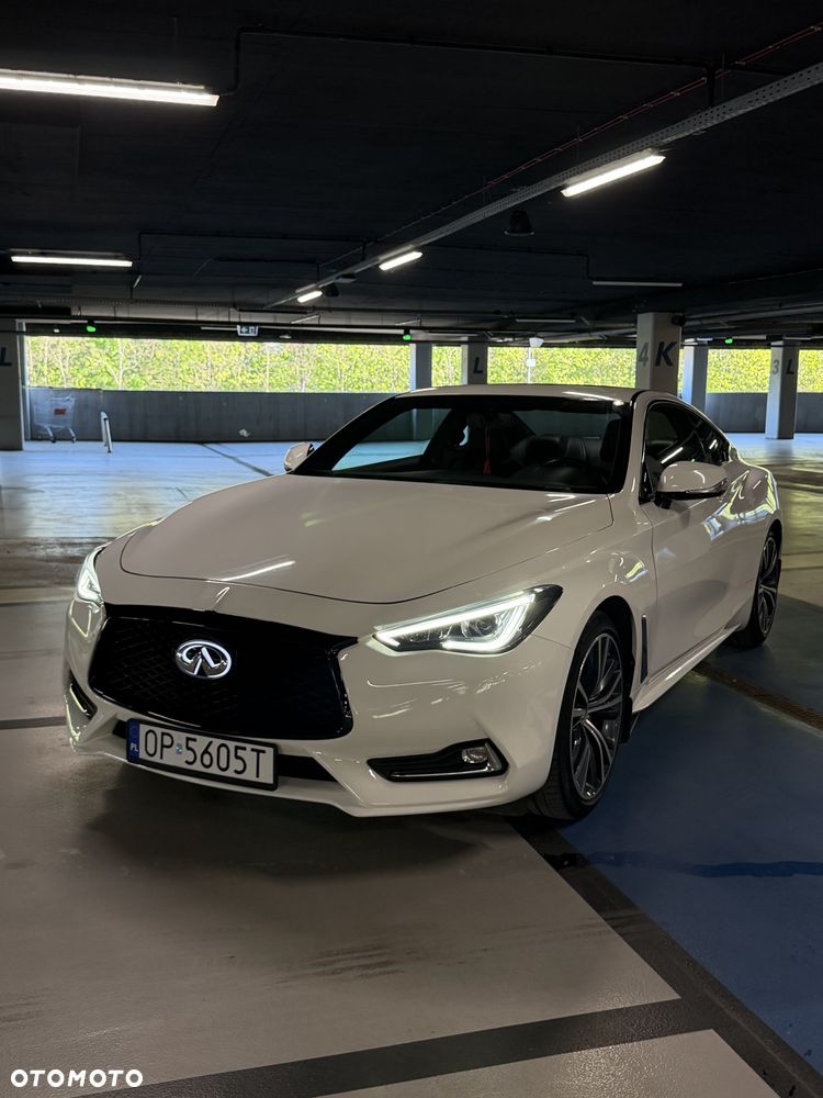 Infiniti Q60 - 1