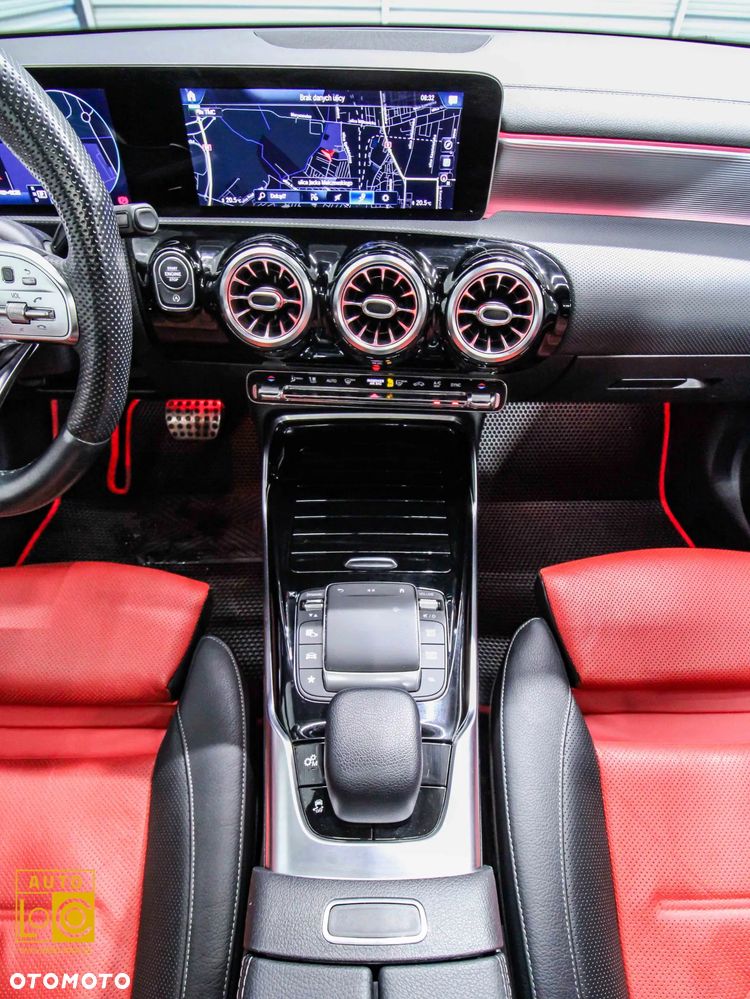 Mercedes-Benz CLA - 17