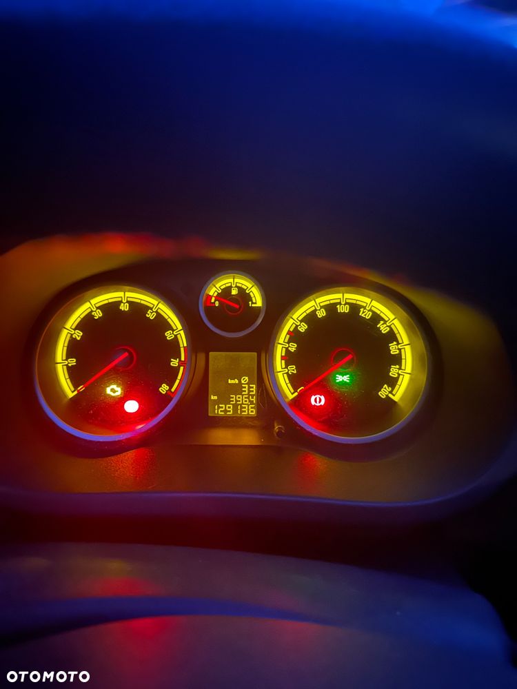 Opel Corsa 1.2 16V Enjoy - 6