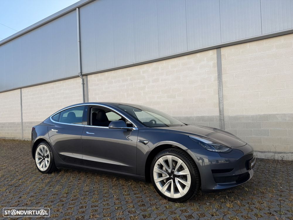 Tesla Model 3 Tração Traseira - 25