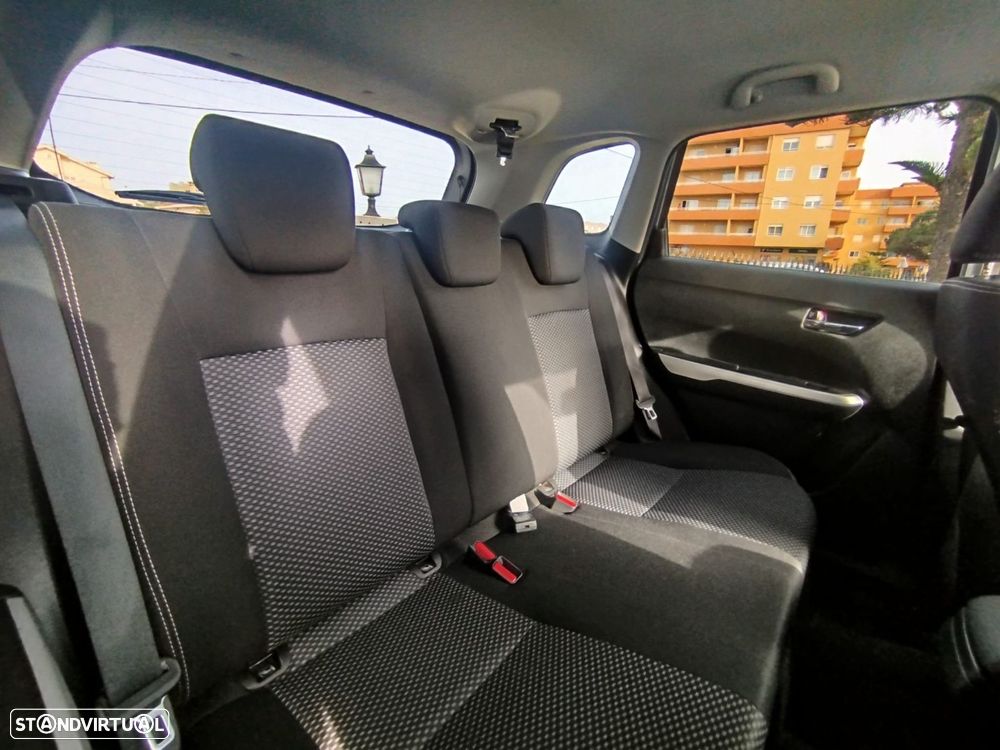 Suzuki Vitara 1.6 DDiS Special Edition 4WD - 13