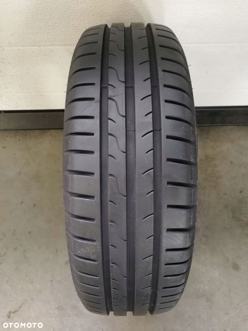 Opona letnia 185/60 R 15 Dunlop Sport Bluresponse - 1