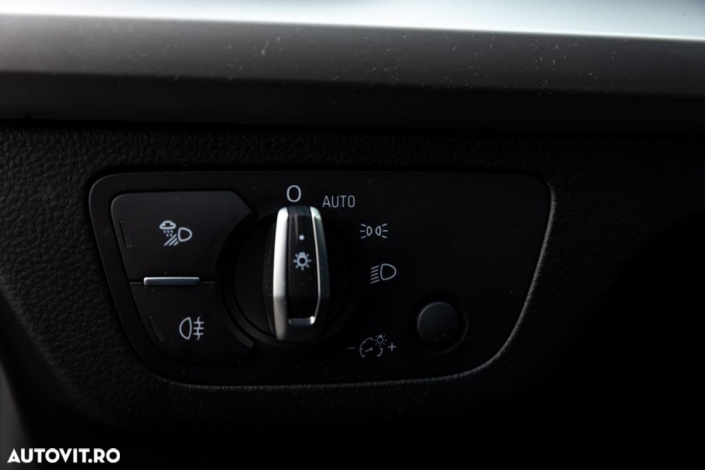 Audi Q5 35 TDI S tronic - 33