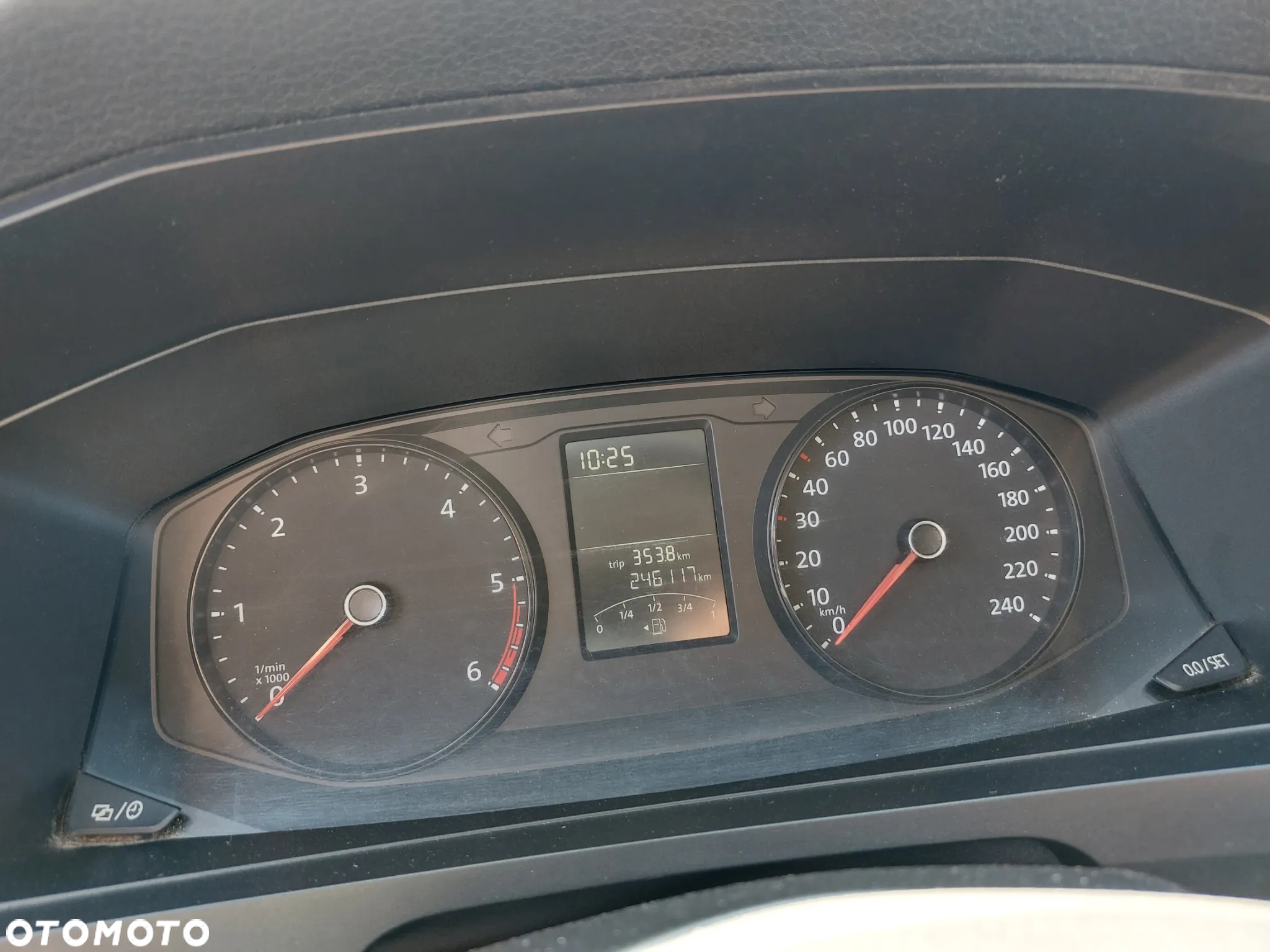 Volkswagen Transporter T6 TDI L2H1 - 15