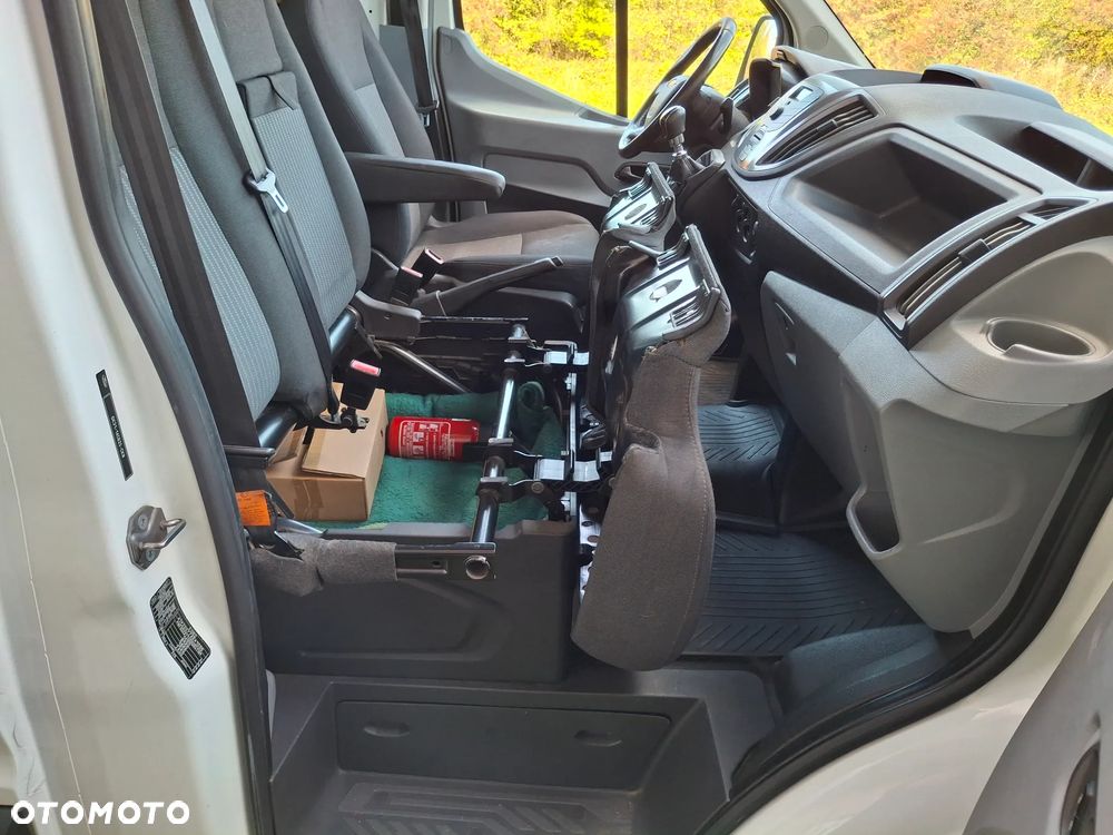 Ford Transit - 22