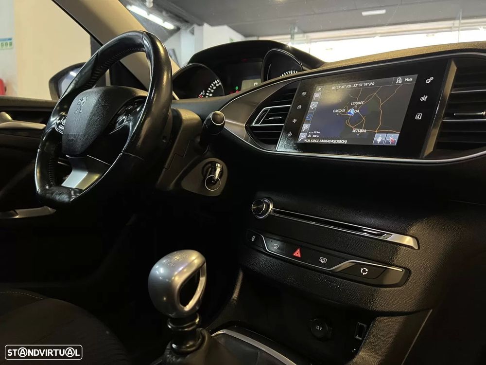 Peugeot 308 SW 1.6 BlueHDi Allure - 18