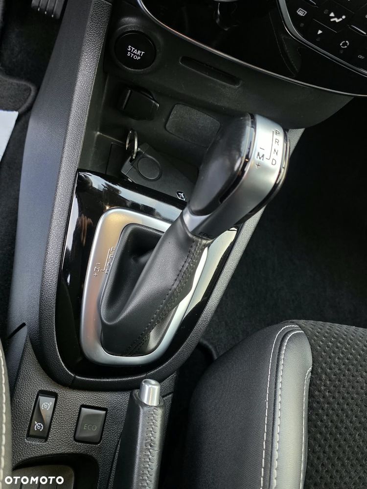 Renault Clio - 11