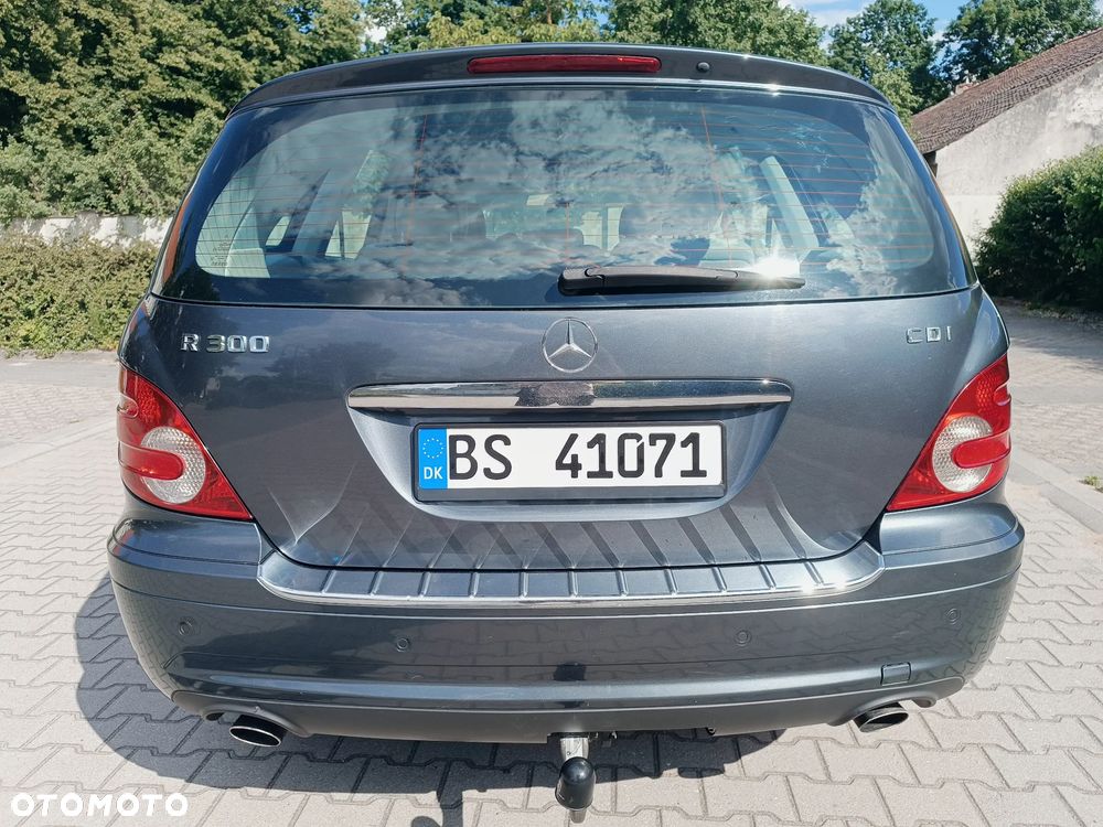 Mercedes-Benz Klasa R 300 CDI L 7G-TRONIC DPF Grand Edition - 4