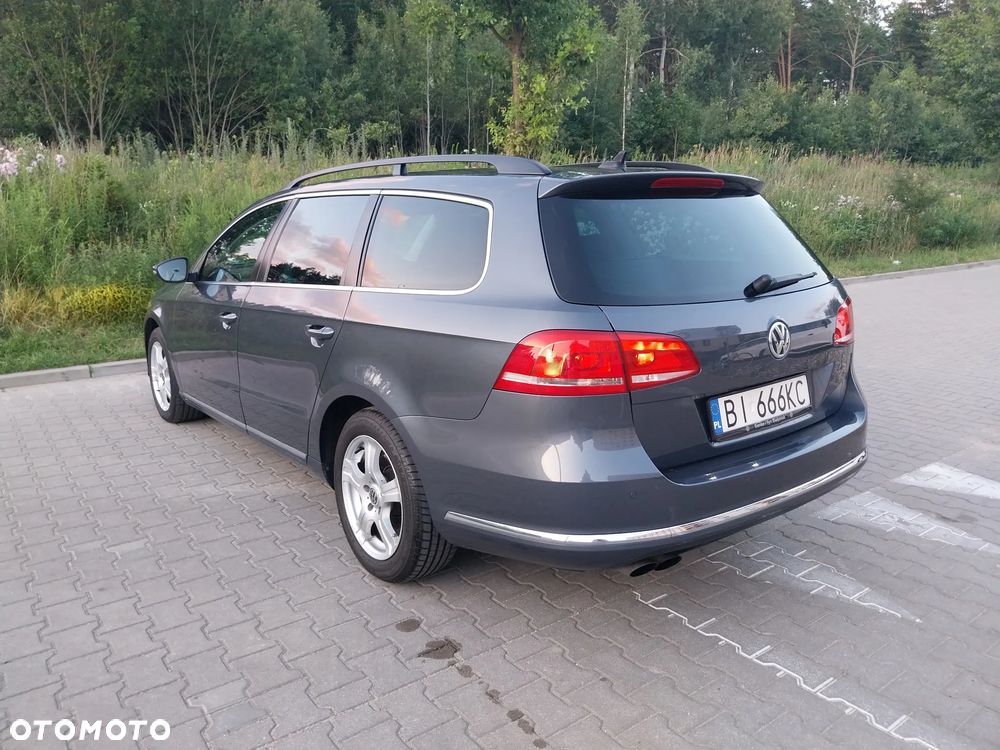 Volkswagen Passat 2.0 TDI Comfortline DSG - 5