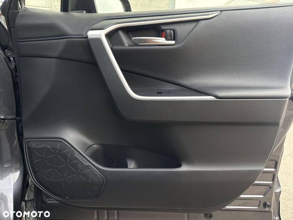 Toyota RAV4 - 22