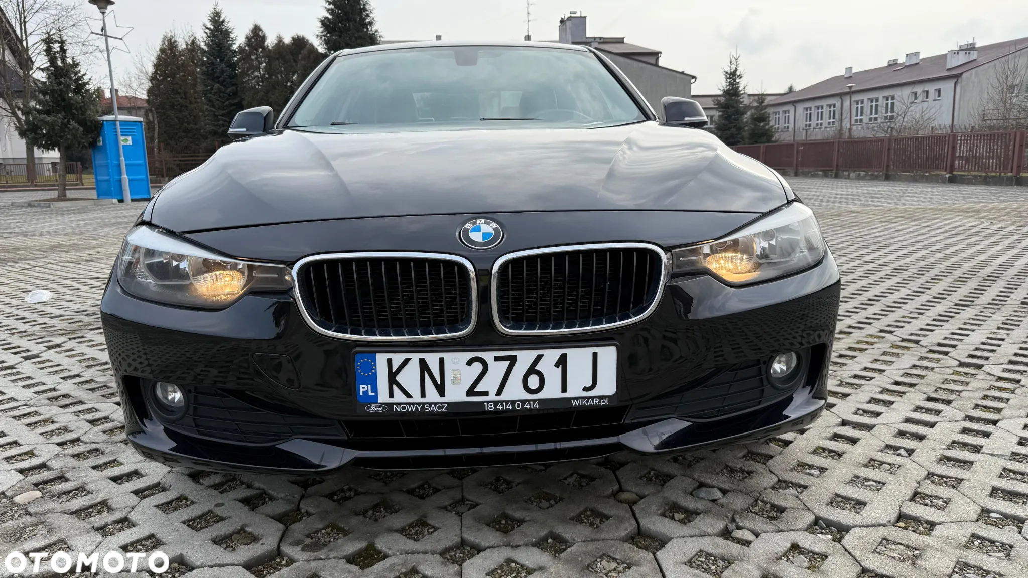 BMW Seria 3 320d xDrive - 9