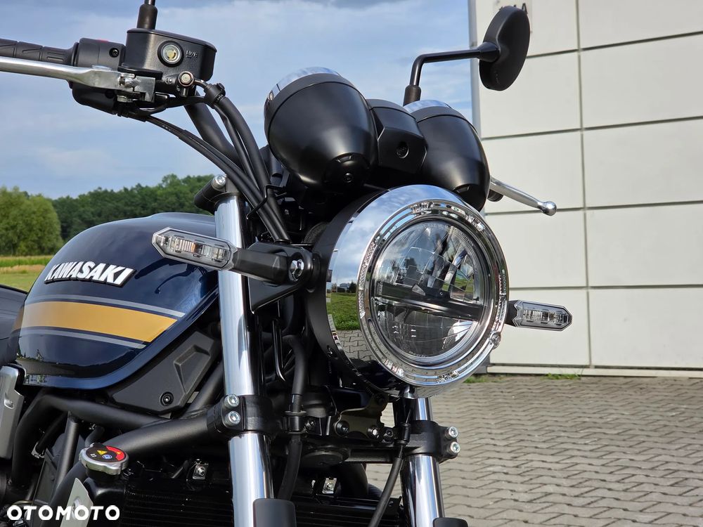 Kawasaki Z 650 RS - 7