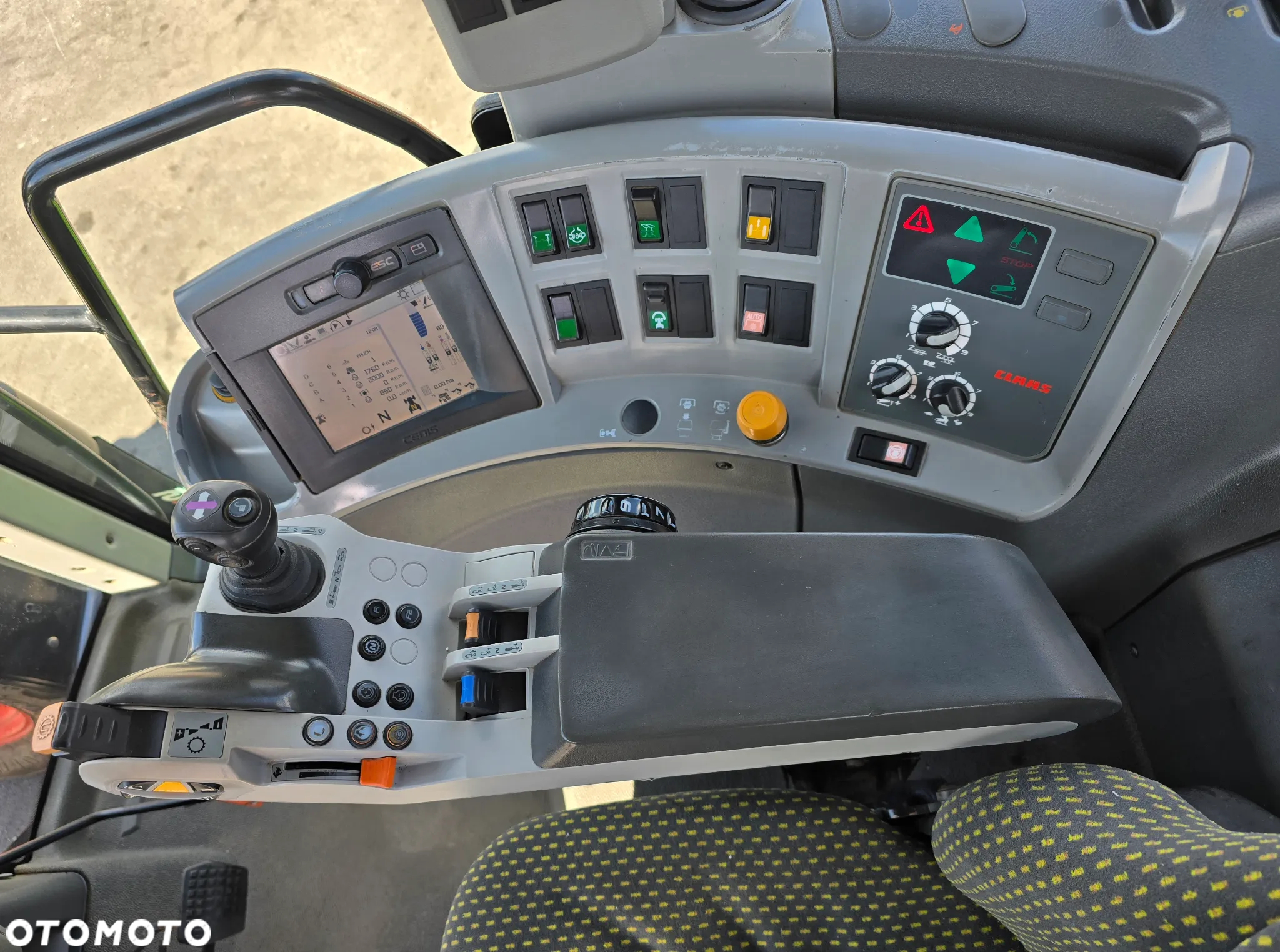 Claas Arion 640 Cebis - 14