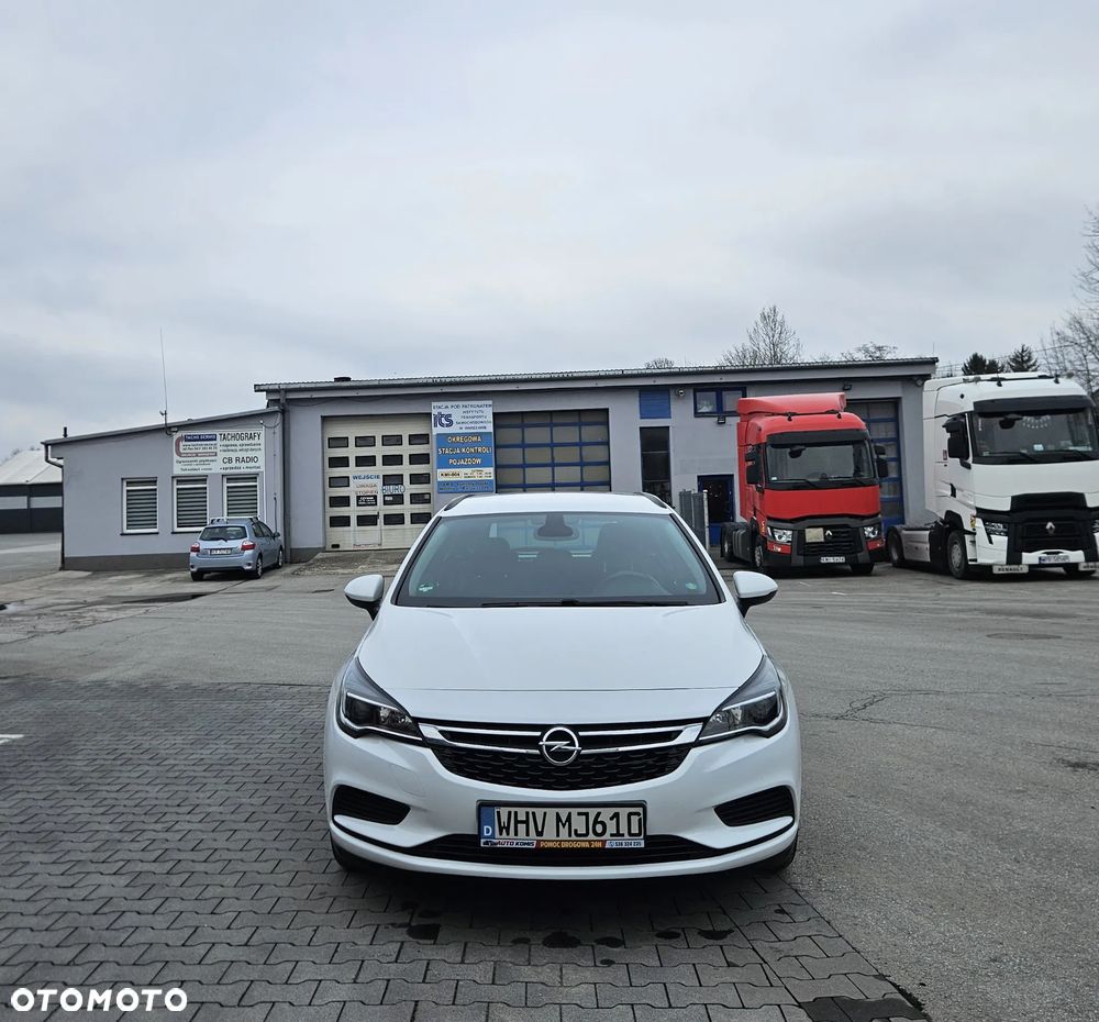 Opel Astra - 9
